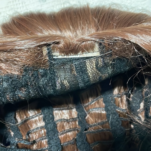 Auburn synthetic 20” wig - Picture 6 of 7